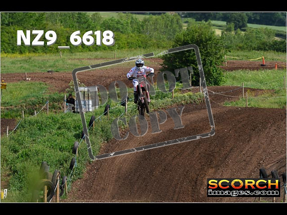 Experts-060