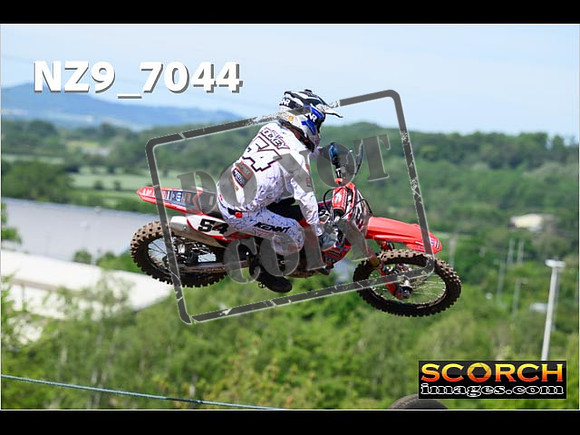 Experts-120