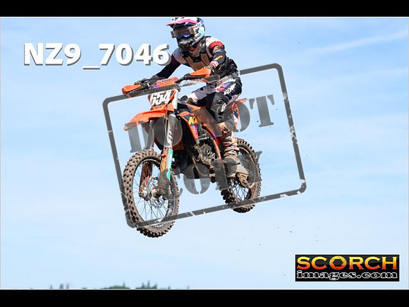 Experts-122