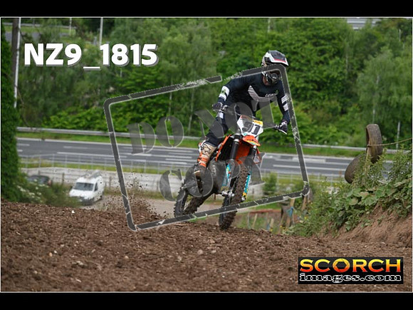 Experts-038