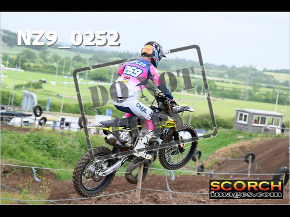 Experts-086