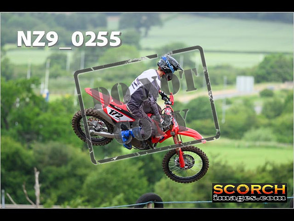 Experts-089