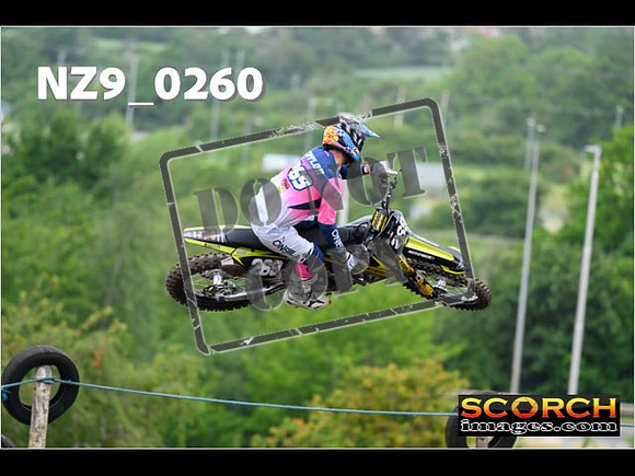 Experts-094