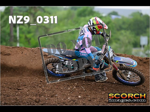 Experts-143