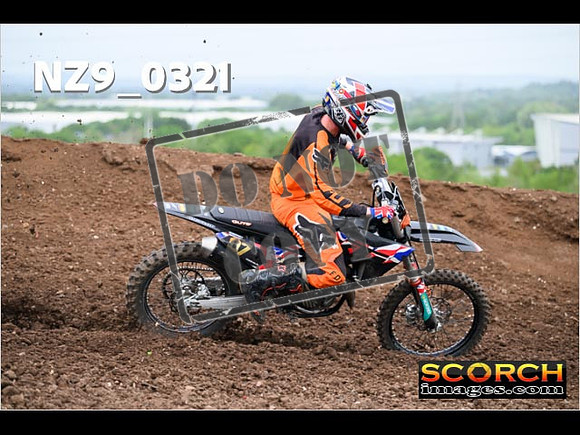 Experts-153