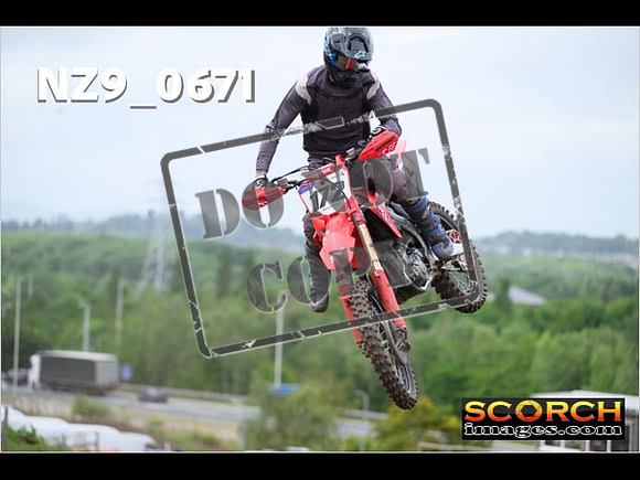Experts-205