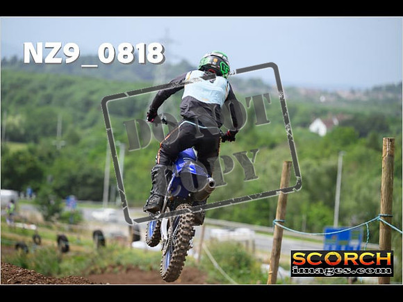 Experts-340
