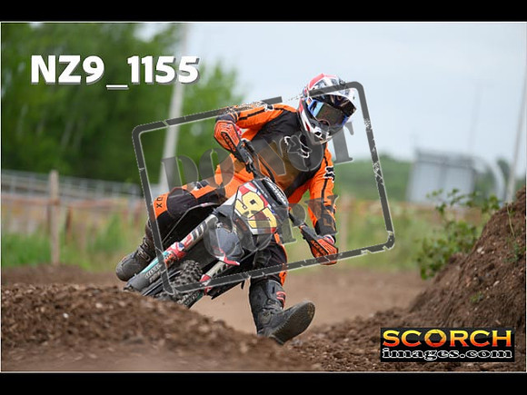 Experts-371