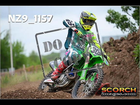 Experts-372