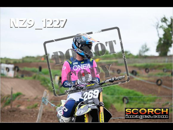 Experts-436