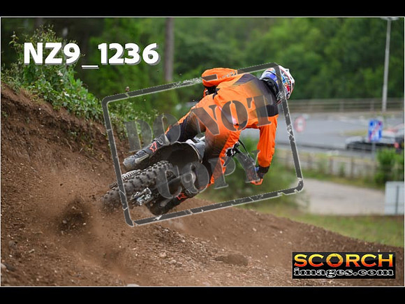 Experts-444