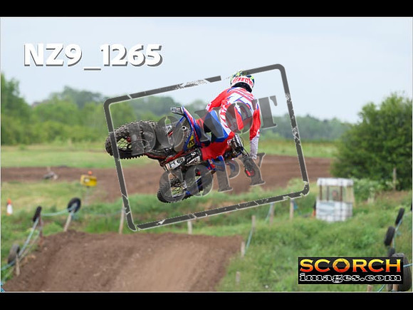 Experts-472
