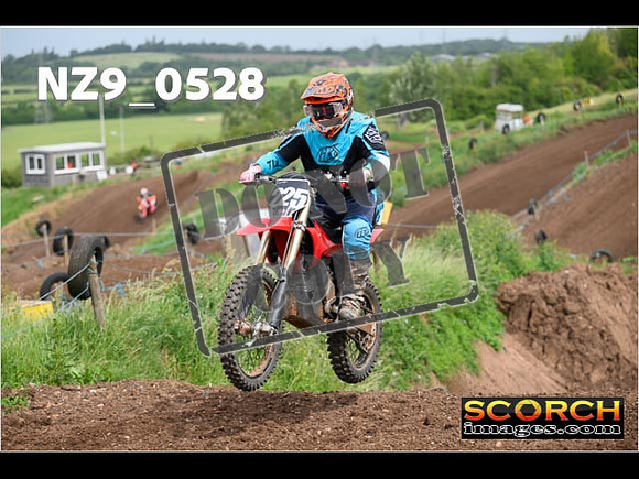 Inters Green-011