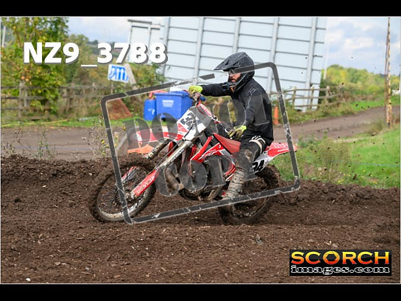 Inters-560