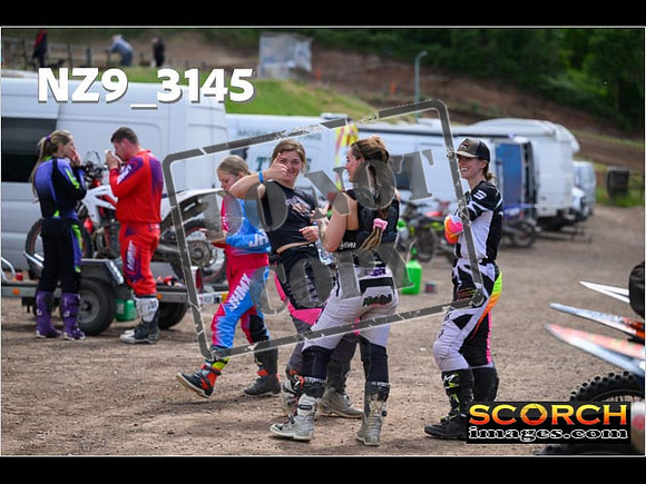 Girls Group-313