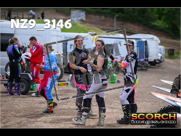 Girls Group-314
