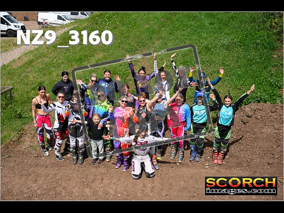 Girls Group-327