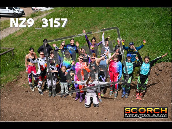 Girls Group-324