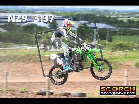 Inters-413