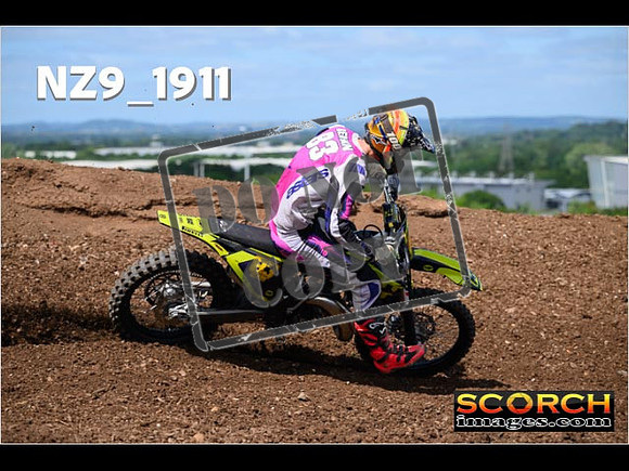 Inters-046