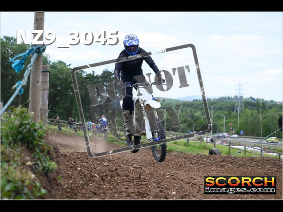 Inters-329