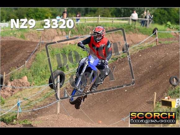 Experts-056