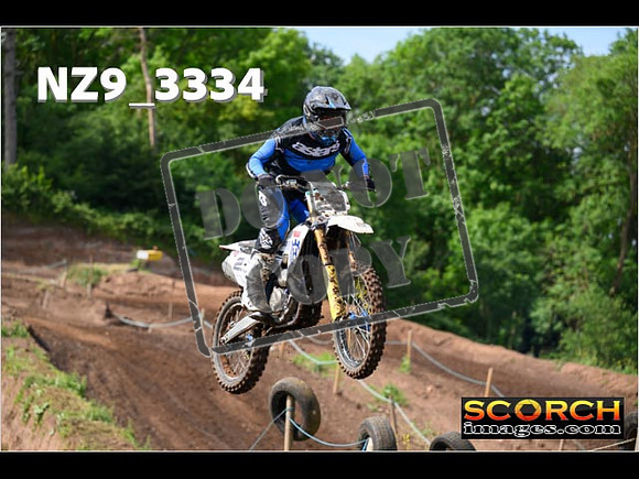 Experts-070