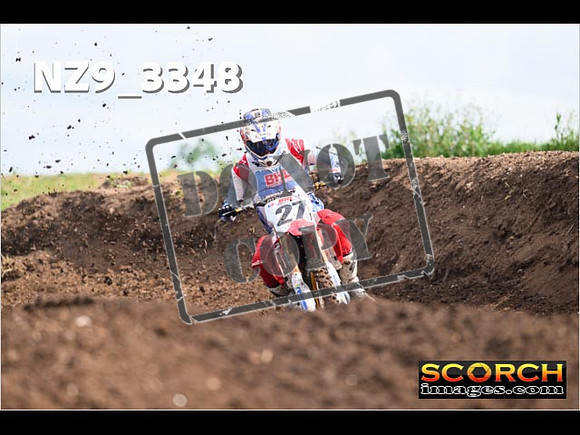 Experts-083
