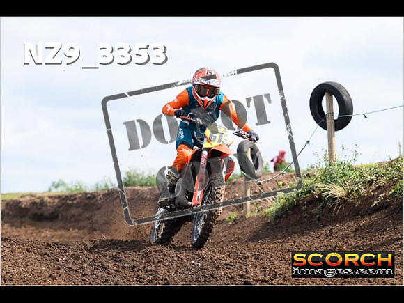 Experts-087