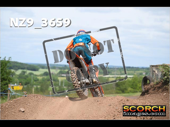 Experts-105