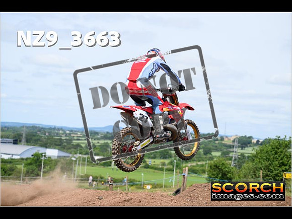Experts-109