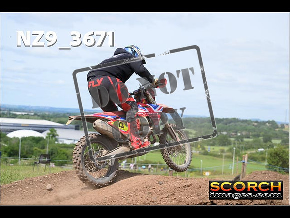 Experts-117