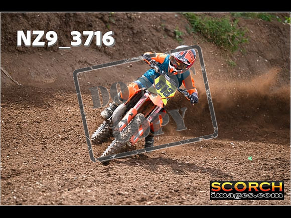 Experts-158