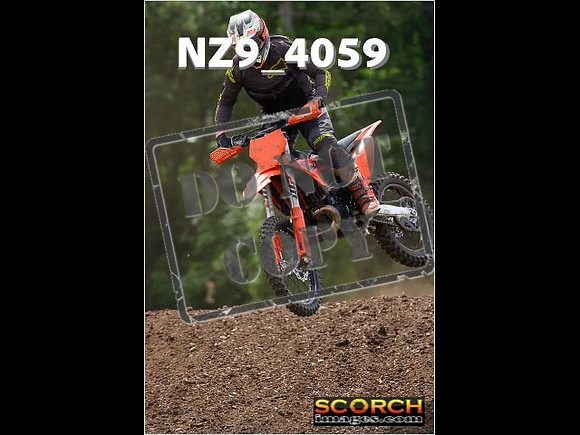 Experts-210