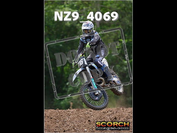 Experts-220