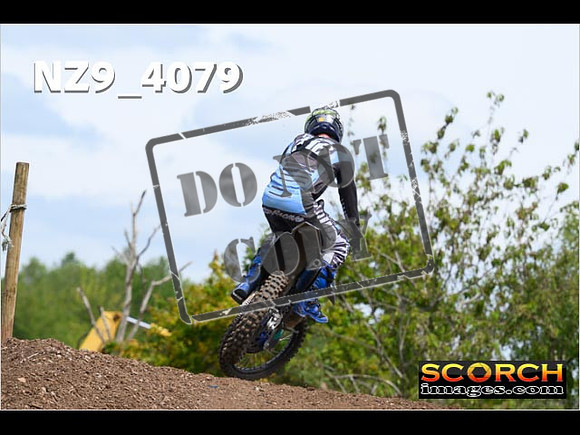 Experts-228