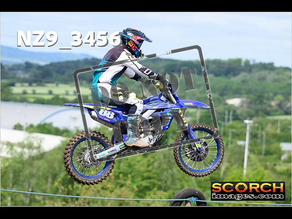 IntersBlue-084