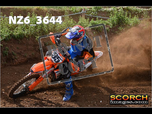 Experts-070