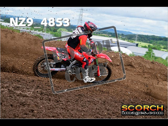 Over 40's-058