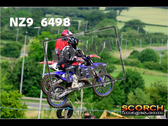 Experts-095
