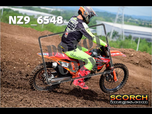 Experts-136