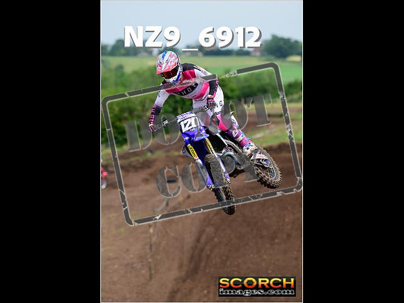 Experts-165