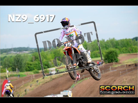 Experts-170