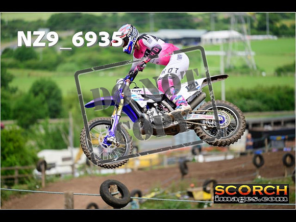Experts-185