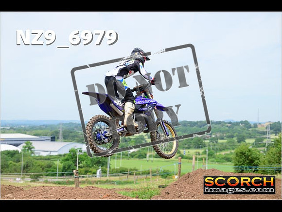 Experts-224