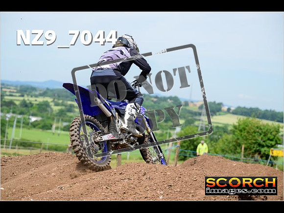 Inters-210