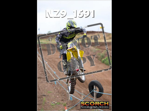 IntersOrange-107