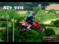 Experts-013