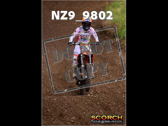 Experts-089