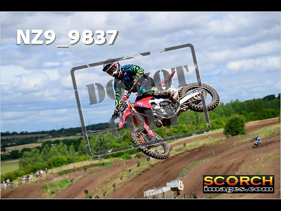 Experts-121